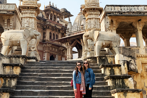 Jaipur: Heritage Forts & Palaces Tour with Monkey Temple Private Car with a Guide and Monument Entry Tickets