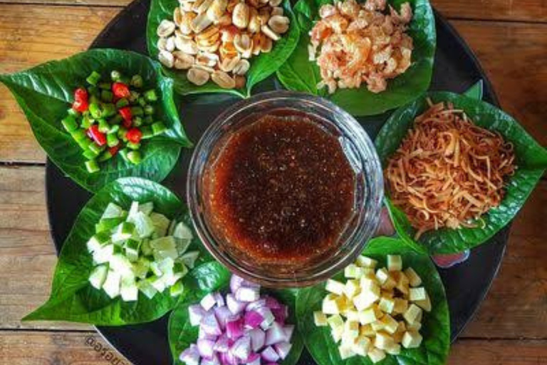 Bangkok: Ayutthaya Private Driver & Thai Host Day Trip