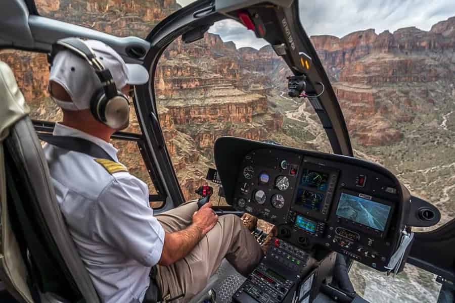 Las Vegas: Grand Canyon Helikopter-Tour mit zwei Landungen. Foto: GetYourGuide Las Vegas: Grand Canyon Helikopter-Tour mit zwei Landungen. Foto: GetYourGuide