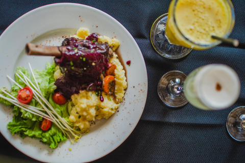 Andean Adventure: Cajón del Maipo & El Morado Lodge and Spa Parque Arauco Meeting Point