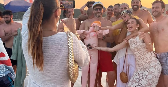 Bootsparty in Dubrovnik: DJs, Schwimmen in Höhlen, Gratis-Shots & Club ⭐