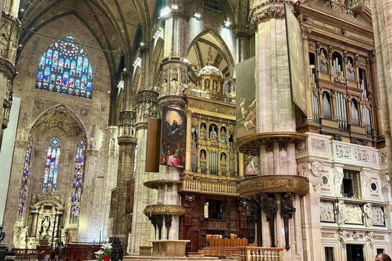 Milan: Duomo Cathedral & Rooftops Guided Discovery