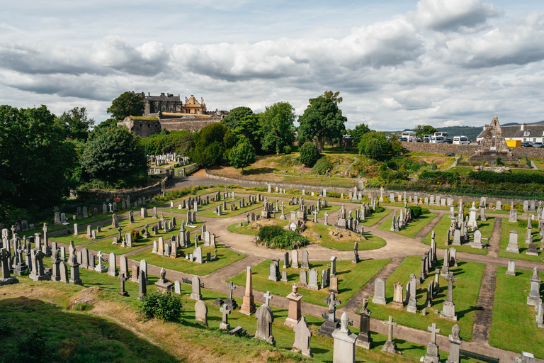 De Edimburgo: Excursão a Loch Lomond, Castelo de Stirling e KelpiesDe Edimburgo: Lago Lomond, Castelo de Stirling e Kelpies