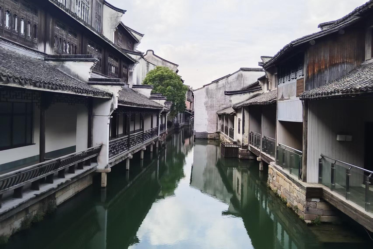 Private Wuzhen Water Town Day Tour from Hangzhou All Inclusive Tour