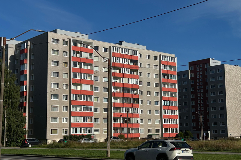 Authentic Tallinn: Everyday Life & Architecture