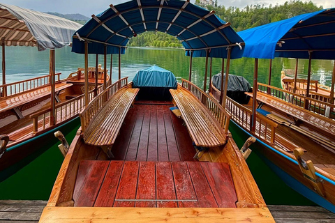 Bled: Lake Bled Guided Walking Tour with Cream Cake