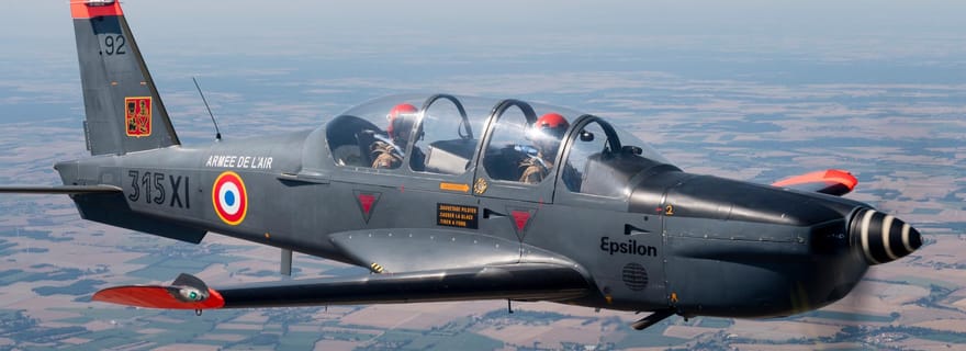Stage de pilotage d'avion militaire près de Paris