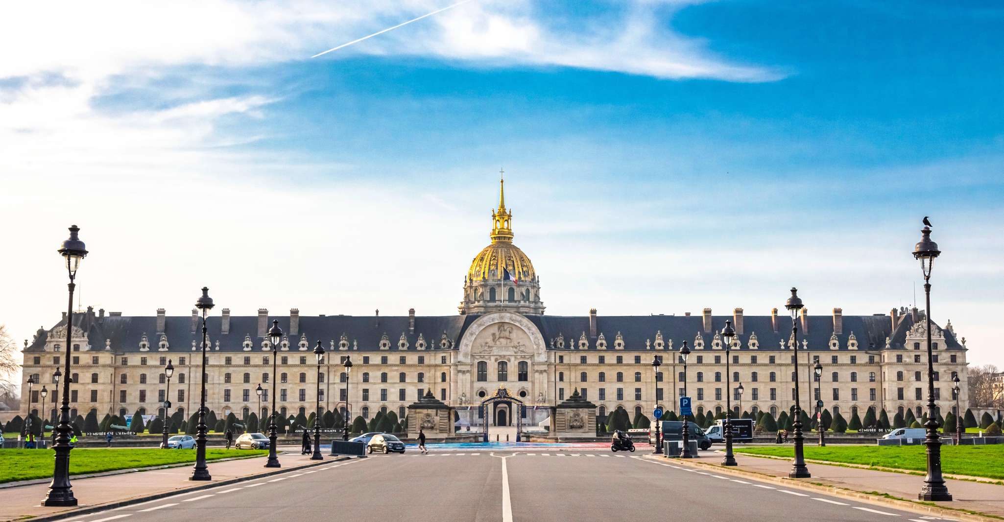 Les Invalides: Napoleon's Tomb & Army Museum Entry photo 5