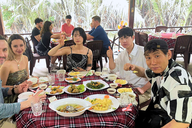 HCMC: 3-Day Mekong Delta and Cai Rang Tour to Phnom Penh Mekong Delta Floating Market 3D2N | 5-Star Hotel Stay