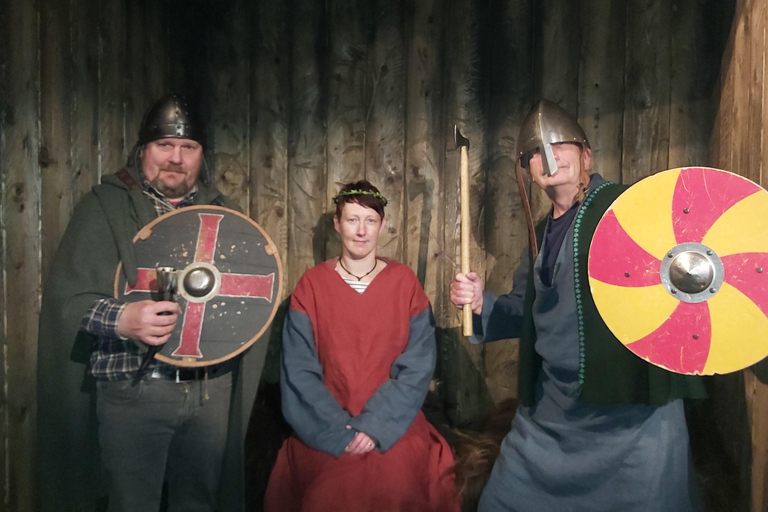 De Akureyri: Visita à fazenda Skagafjörður com batalha viking