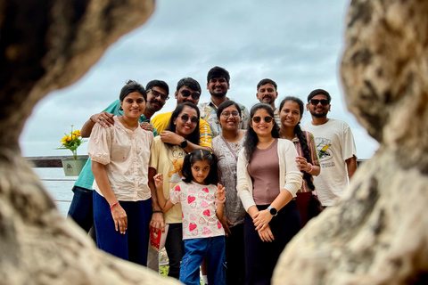 Salalah: West Coast Tour with Beaches and Cliffs