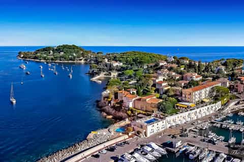 From Nice: Eze Village, Monaco, and Monte Carlo Guided Tour