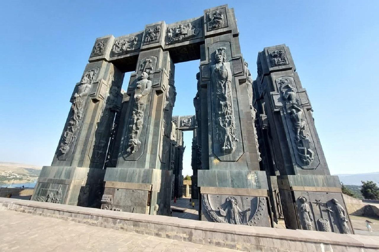 Chronicles of Georgia Guided Activity with Transportation Non-Private