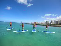 SUP Lesson in Waikiki, 3 or more students, 13yo or older - Housity
