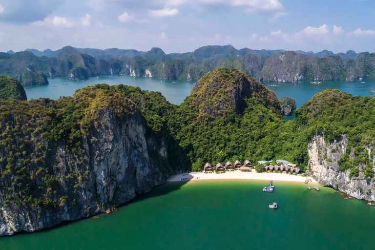 Luxury Halong 2-Day 5 Star Cruise: Balcony, Bathtub Room Junior Suite with private balcony - 1st floor