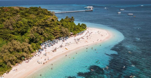 From Cairns: Later Start Green Island Full-Day Cruise
