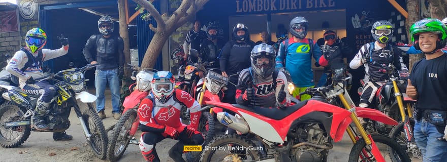 VISITE GUIDÉE ET ÉQUIPEMENT POUR DIRTBIKE À LOMBOK