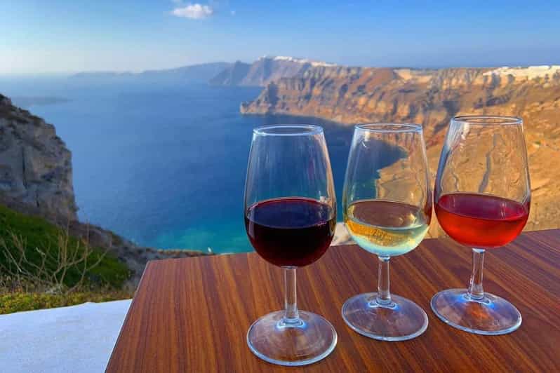 Santorin Katamaranfahrt, Weingut und Sonnenuntergang in Oia GetYourGuide
