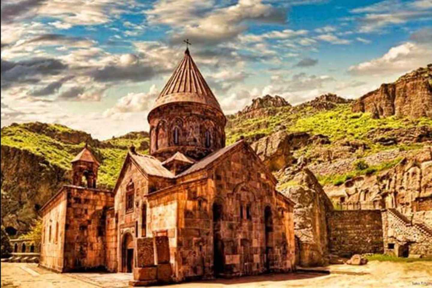 가르니 성전과 게흐하르트 수도원 탐험