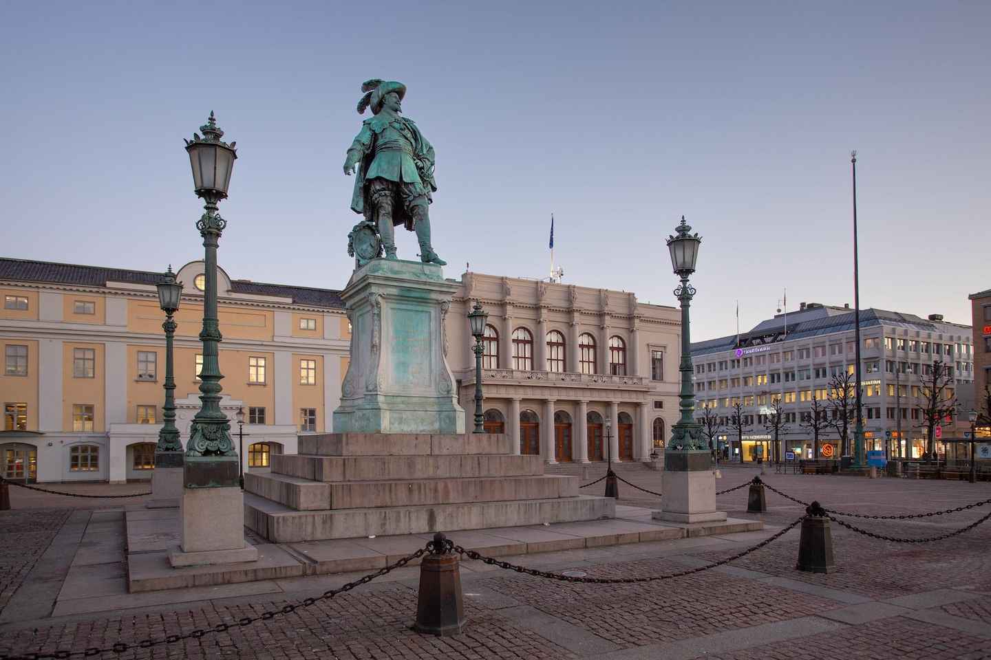 Gothenburg: Guided Walking Tour of the Main Landmarks