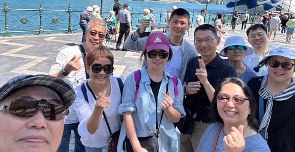 Sydney City Walking Tour | Small Group with Mandarin Guide