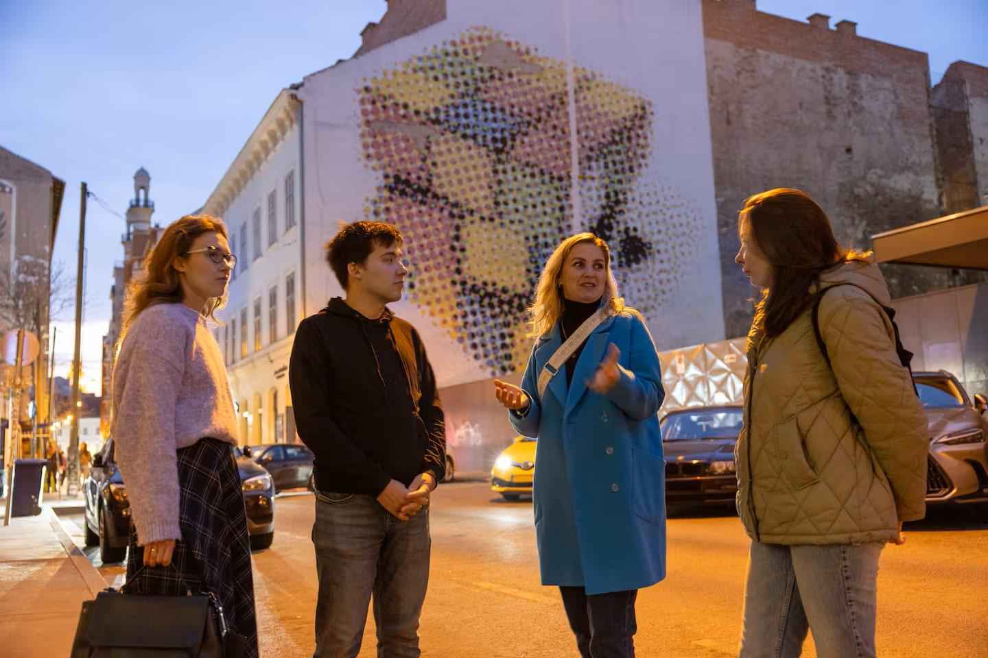 Budapest: Ruin Bars, Street Art, and Jewish Quarter Tour