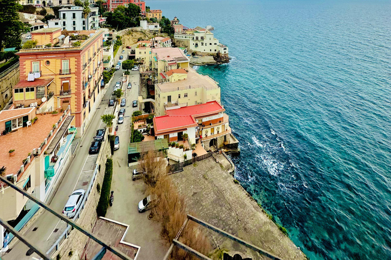 Naples: Hop-On-Hop-Off Bus Tour of Naples