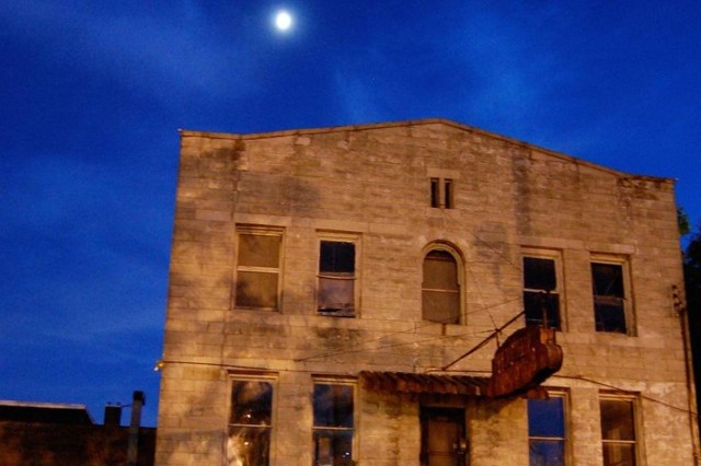 Visit Memphis 2-Hour Haunted Walking Tour in Memphis, Tennessee