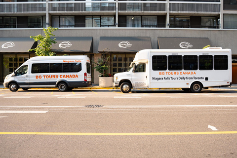 Toronto: dagtour naar de Niagarawatervallen met Hornblower-cruise