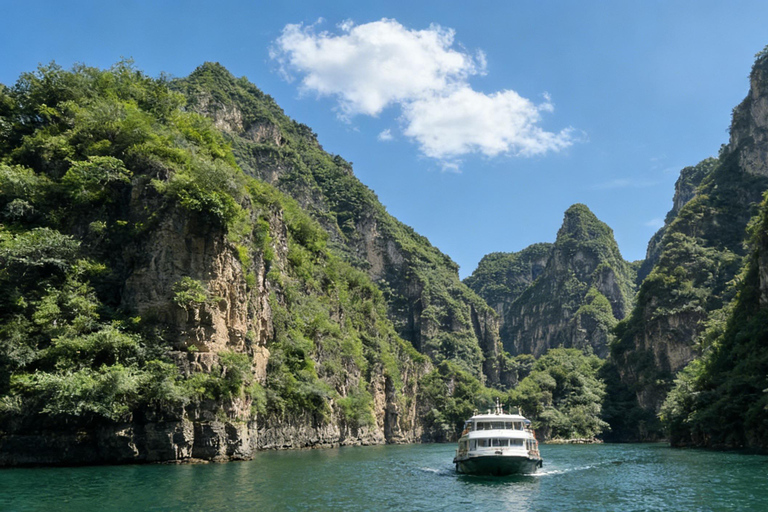 Beijing: Longqing Gorge, Ming Tombs & Lunch Private Day Tour