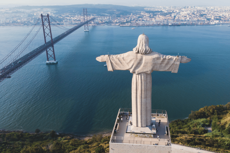 Best of Lisbon: Private Walking Tour with a Local 2-Hour Private Tour