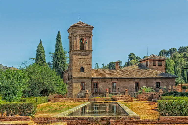 Granada: Alhambra, Generalife, and Alcazaba Tour