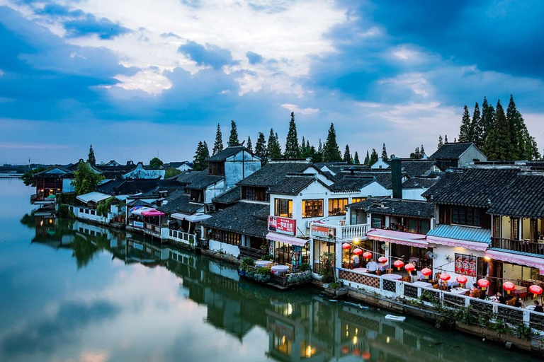 Private Tour: Authentic Shanghai with Local Guide