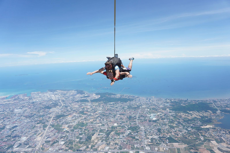 Thailand: Tandem Skydive Over the Eastern Seaboard Bangkok Shuttle Service