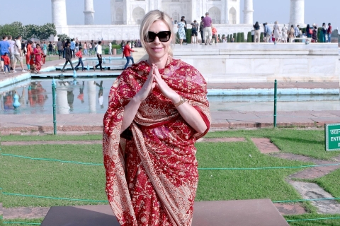 Vanuit Delhi: zonsondergang Taj Mahal en Agra-tour met de autoVanuit Delhi: auto met chauffeur, gids, entree en lunch
