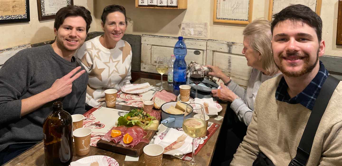 Mailand: Geschichte & Streetfood-Tour mit Weinprobe
