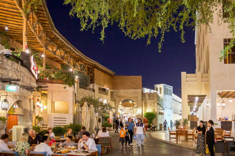 Doha : Visite de la ville au clair de lune avec croisière sur un boutre arabe