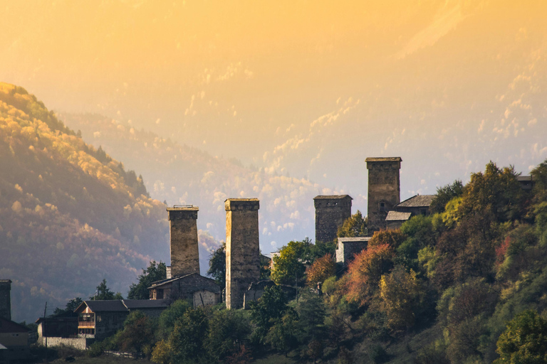 Vanuit Tbilisi: 4-daagse rondleiding met gids door Svaneti hoogtepunten