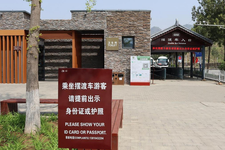 Mutianyu Great Wall Ticket, Transfer by Business Van/Coach Transfer by 20-22 seats Coach
