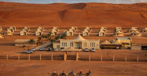 Muscat: Wadi Bani Khalid Tour with Al Salam Camp Drop-Off