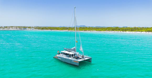 Premium-Ausflug Palma - Es Trenc mit Buffet und DJ an Bord