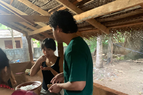 Anuradhapura: clase de cocina tradicional de roti de coco frescoAnuradhapura: Clase de cocina tradicional de roti de coco fresco
