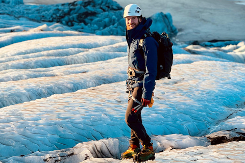 Vík: Sólheimajökull Private Glacier Walk with Guide