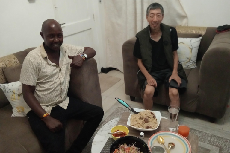 Mtwapa:Excursión de un día por las ruinas Jumba y la aldea de Bush y cena en la aldea.