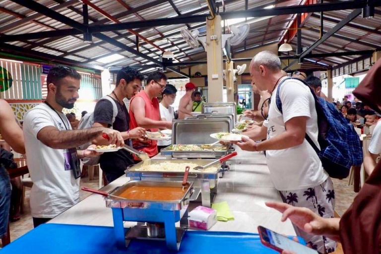 Krabi: Phi Phi Islands Day Trip by Speedboat & Buffet Lunch