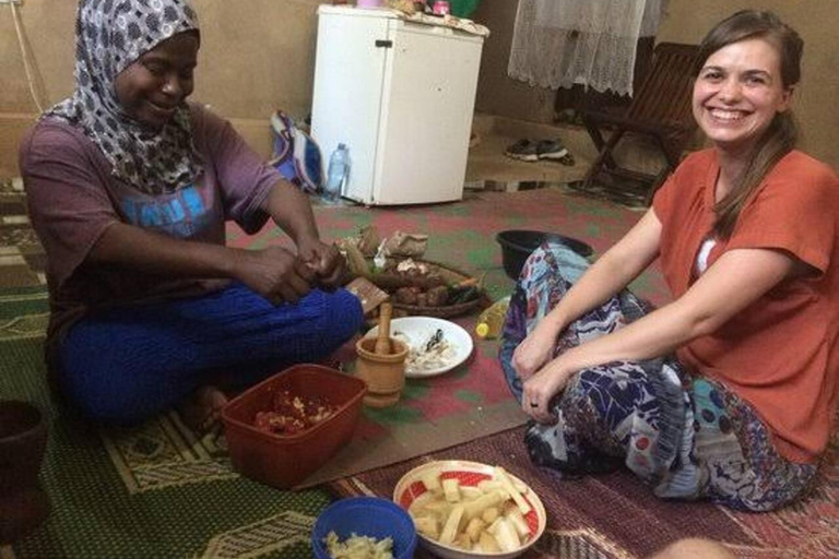 Zanzibar: Hemmakurs med en lokal mammaDet här alternativet är speciellt för de som bor i Zanzibars stad