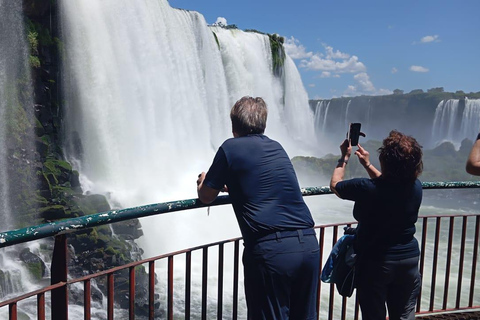 Private Premium Experience – Brazil Side of Iguazu Falls & Bird Park Premium Private Experience – Iguazu Falls Brazil & Bird Park