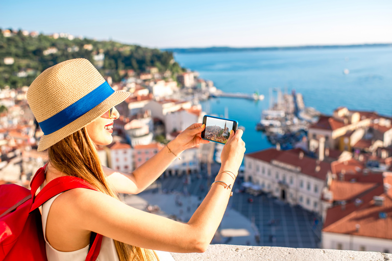 Vanuit Ljubljana: Piran met historische wandeltour