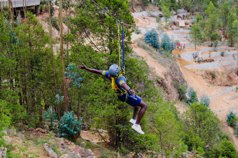 Addis Abeba Entoto Mtn: Reiten, Paintball und ZiplineEntoto Mtn: Reiten, Paintball und Zipline-Hochseilgarten