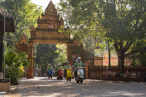 Stadstur i Siem Reap med Vespa